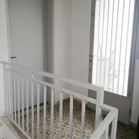 Explore Greece From Cozy City Centre Apartment Chalkida Exterior photo